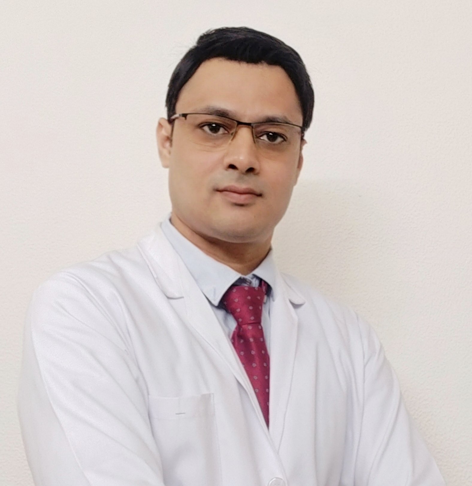 Dr Sanjay Jain is senior psychiatrist and has an experience of more than 13 years. He has worked in 5 international  research projects in Singapore.