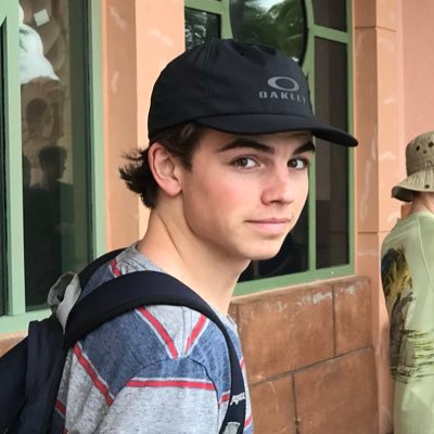 chase_rbrts's profile picture. 