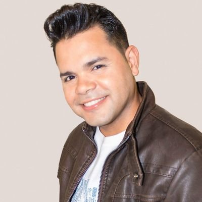 Weather anchor for @UnivisionDC and @Univision65 #ElTiempoUnivision
6x EMMY® Award Winning Journalist and 7x nominee | Singer | @PUCPR1 Grad | @msstate Student