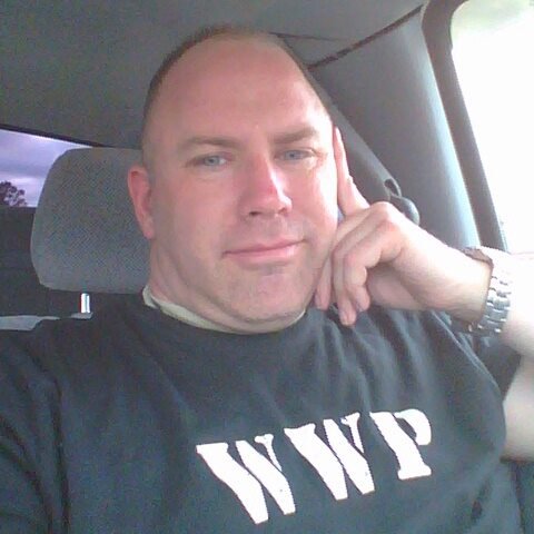 George09990082's profile picture. 