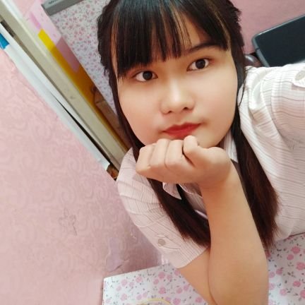 pinapinya2000's profile picture. 