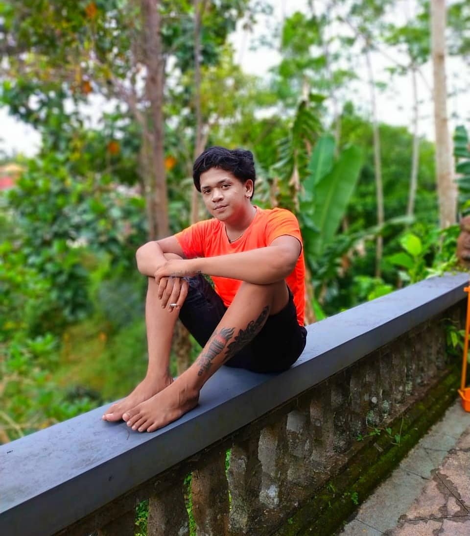 polo41899's profile picture. Beautufull green day