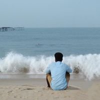 Researcher (chemistry), movies ரசிகன், கவிதை கொஞ்சம், bio இன்னும் complete pannala