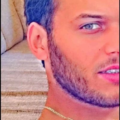 halzuway's profile picture. peace ✌