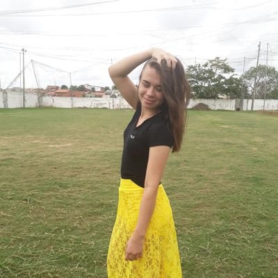 Eu tenho 19 anos sou técnica de segurança do trabalho.