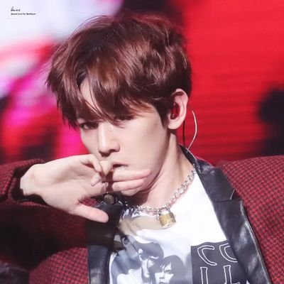 EXO/EXO-K/EXO-CBX변백현 BaekHyun Fanpage    【🍭 】Weibo:B_In_B  【 🎇 】Ins:bliss_in_b