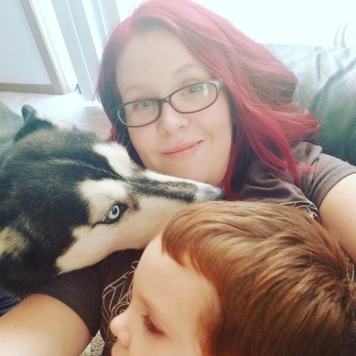 TheWildPaduanos's profile picture. 30s, wife, mom, bonus mom, blogger, pnw 🌲, essential oils, DIY, fitness 💪, food 🍍, 🐶🐱, gardening 🌱, birth nerd 🤓