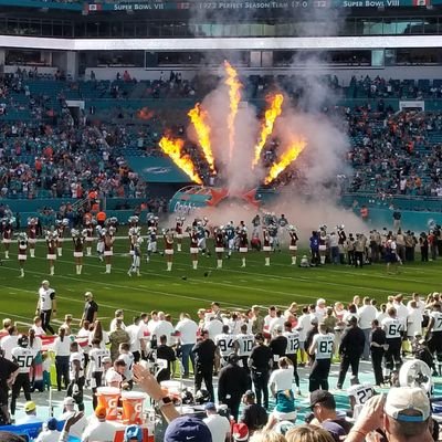 561 all my life. Dolphins, Heat, Braves, Canes.  Never forget that Crazy FL man & Bad FL Drivers are just Yanks that moved down here & give us a bad name.
