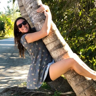 EmmaBrooks4_'s profile picture. WHS ‘17 🍎 BGSU ‘21 Adam Frank 👫