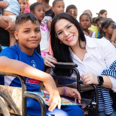 EkaBeltran's profile picture. Com Social y Periodista. Fundadora de Milagros de la Calle. Edil 2016 - 2019 Histórica Rodrigo de Bastidas. PRESIDENTA MESA DIRECTIVA JAL2017