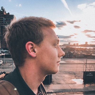 Simmons44K's profile picture. Give love to spread love.

I tweet song lyrics.