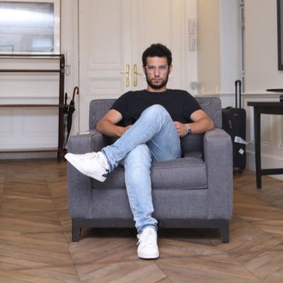 lephenoomen's profile picture. Social Media 💻📱pour @heetch / @33_films_prod / formé par @dorcel @vanityfairfr @letagparfait