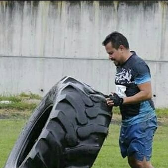 tpumatg's profile picture. La vida no se trata de ver con quién salir el viernes o el sábado, sino de con quien pasar todo el domingo!!