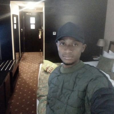 UzziDaniel's profile picture. 