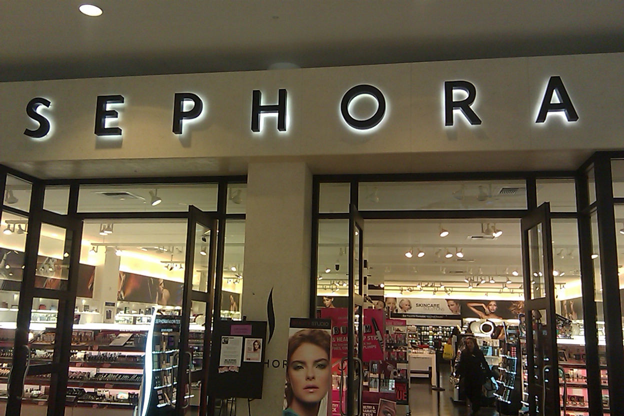 sephorarrowhead's profile picture. Sephora Arrowhead is located in the Arrowhead Towne Center in Glendale, AZ.  Follow us for local events!