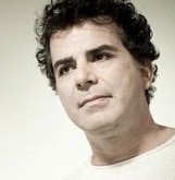 VersosUniversos's profile picture. Welcome to Versos e Universos of Antonio Villeroy!