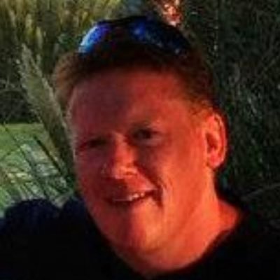Gooner, Sarries fan, loves Football, Rugby, Boxing, Golf & Rock Music...