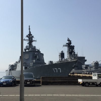 seeza7083's profile picture. 元JMSDF所属の元々頭が痛い子です。