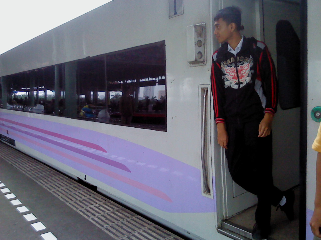 Pelajar,Manusia biasa,Railfans. Campuran jawa-sunda,Lahir di jakarta 020894