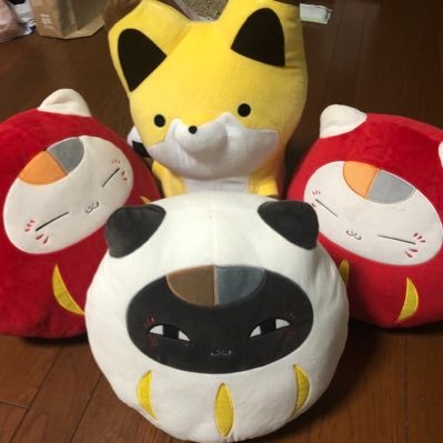 一言で表すなら馬鹿で変人。コミュニケーション苦手(日本語おかしい&チキン)、ほぼ無言フォローすみません。ノマCPスキーで現在ユリエスと獠香がブーム。今やってるソシャゲはグラブル、にゃんこ等。(アスタリア絶対忘れないからな!)推しの妄想自家発電出来ないので、いいね&RT多め。最近は国内外の腹立つ事多くてRT増えてます。