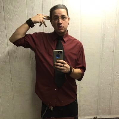 RecordsofaCrazy's profile picture. halfway between devine and damned is where youll find me