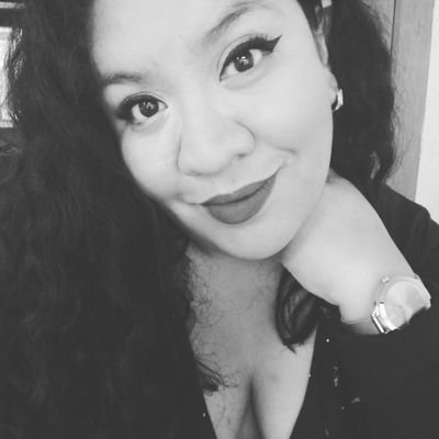 lizztururu's profile picture. 