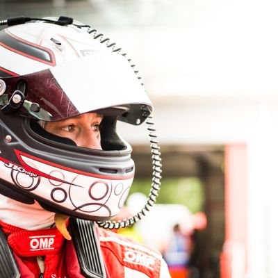 Ferrari 488 GT3 racing driver, F1 rookie test drive, F1 SportTV expert, GT Academy mentor https://t.co/FLA5YFchIj