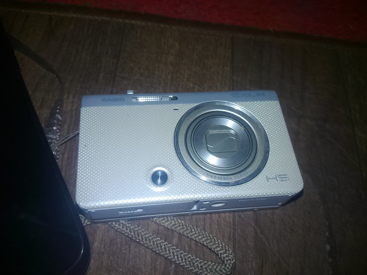 kig_sigusa's profile picture. その節はお騒がせしてすみません。現在水面下でお迎えを進めています。イベント即出しできる子が。来年のWFとわっしょいに参加できればいいかなと思うので。やはり着ぐるみさんはやめられない。