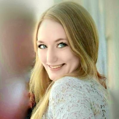 My name is Jess and I love gaming, programming, anime, and tabletop roleplaying games like dungeons and dragons.