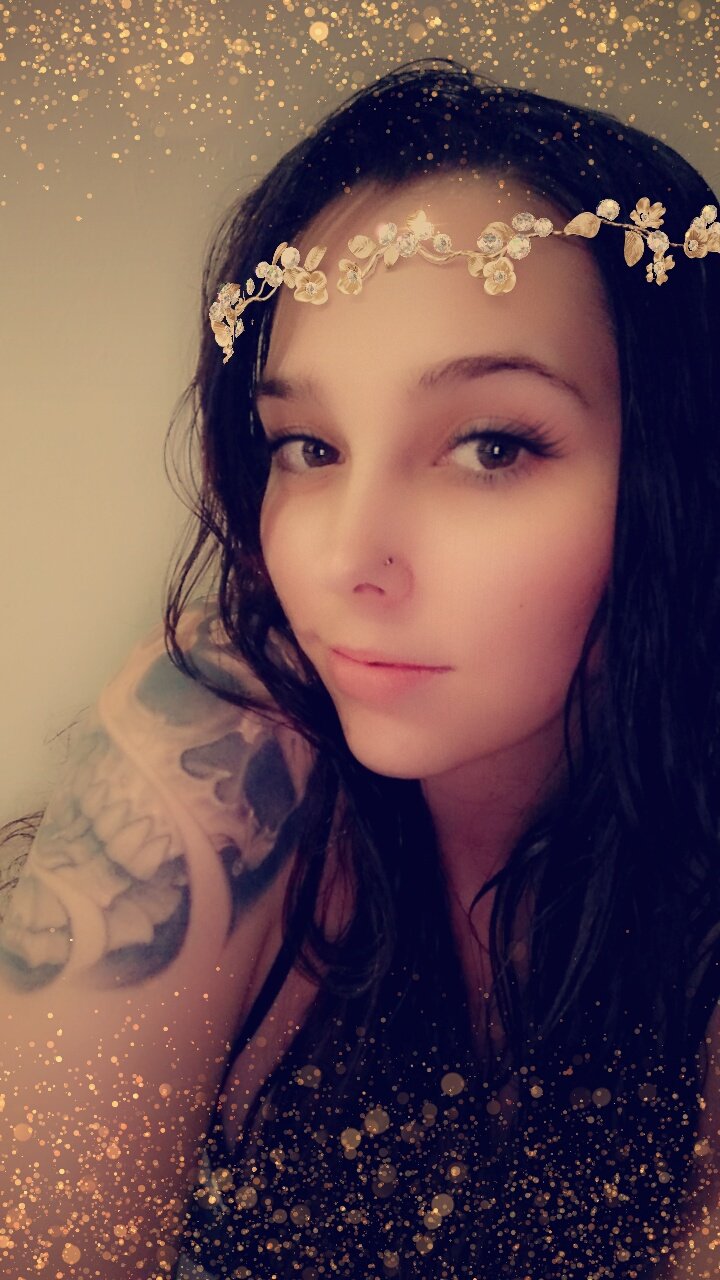 _xxcastawayxx_'s profile picture. Wherever life plants you, bloom with grace✨