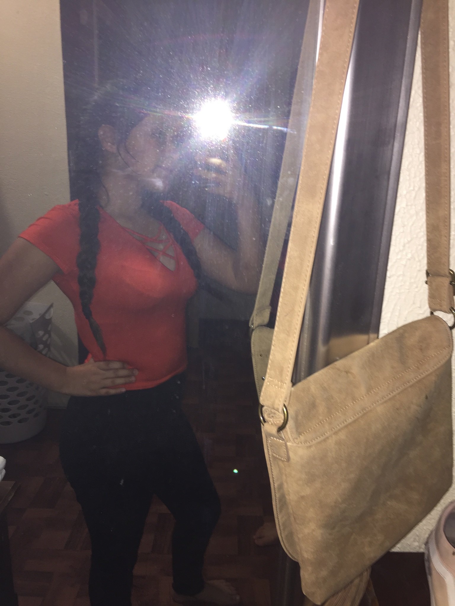 Foreveraaliyah0's profile picture. Heartless