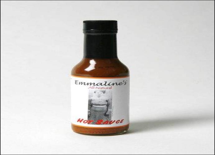 Grandmother's recipe! All Natural with Fresh Peppers, No gums. No fillers. Artisanal sauce. Heat with flavor.