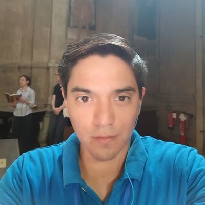 Aspirante a ser un mejor ser humano. Abierto al aprendizaje, crítico y apasionado por la comunicación.