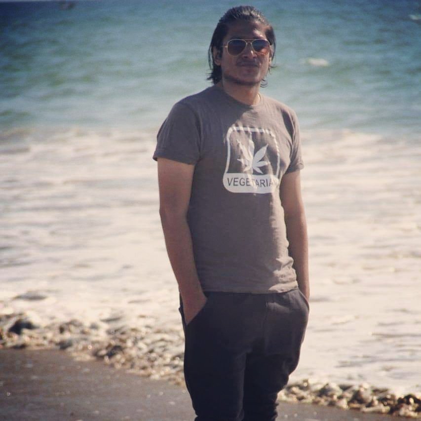 harisshahid01's profile picture. #TechGeek #ContentWriter #DigitalMarketer #PrivacyEnthusiast #MusicAddict