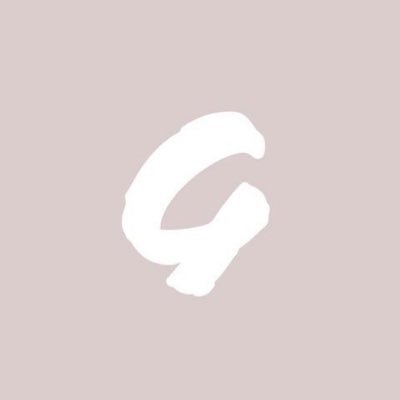 gogrombre's profile picture. A radical celebration of the natural phenomenon of grey hair.