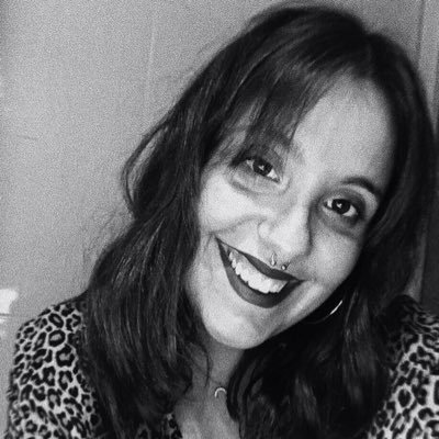 ♀rebelde y consentida. ✨Trenca els miralls i els canons de bellesa