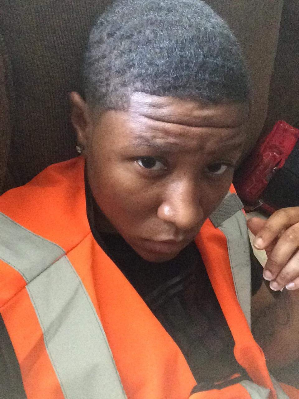 iNeed a girl ican freak with .wanna try shit ain't scared of a big dick .love to get her pussy licked .by anutha bitch cuz I ain't drunk enough ta do dat