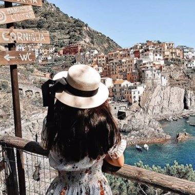 13heatherr's profile picture. instagram: @imheatherr  

faves: 
@taylorswift13
@chloe_ting