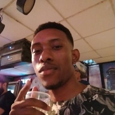 ayronpaulo2r's profile picture. 