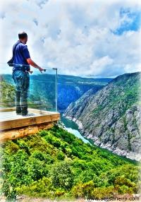 Casa de Turismo Rural y Salud vegana en la Ribeira Sacra. Especializados Cocina Terapéutica y enamorados de los mágicos lugares de esta tierra.