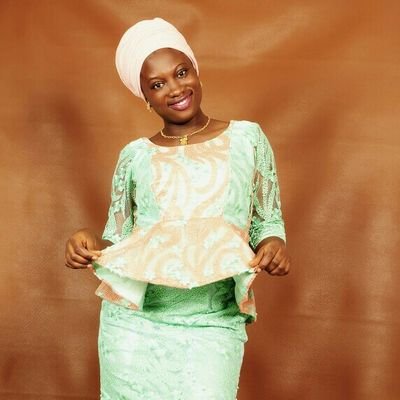 A muslimah with good characters, striving for Akhirah