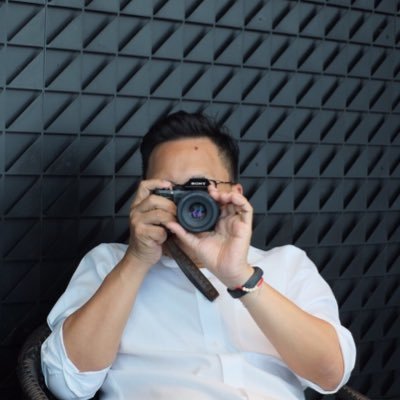 varittweet's profile picture. Bangkokian since 1978. A Thai journalist, Interested in New media management & Chinese-Asian Studies.