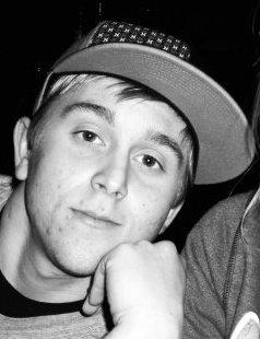 Easymac0313's profile picture. 