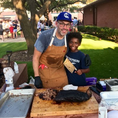 Pit Boss at Live Coals.  Former House DJ @18thandvinebbq 
   #knowyoursmoker #livecoals