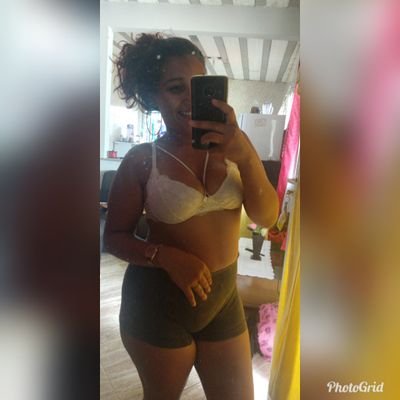 mamãe da Laura👸👣
flamenguista ❤️🖤
sargitariana♐