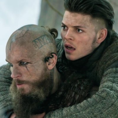 flokivikingr's profile picture. 