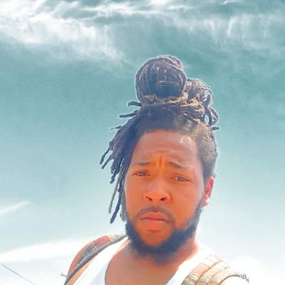 jpoe2g's profile picture. 