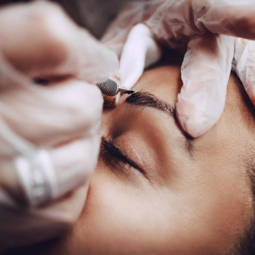 The best microblading NYC.  We offer solutions for eyebrows and hairlines.  Come see us today for ideas and see if we are a fit for you.
