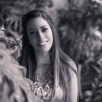 mariaffdlv's profile picture. 📱 @wdospuntos | #DigitalMarketing COO 🖋 @universoos_ | Escribiendo el alma 📎 @discipline.mx | #BrandJournalist 💵 @moneyplanmx | Enjoy Investing