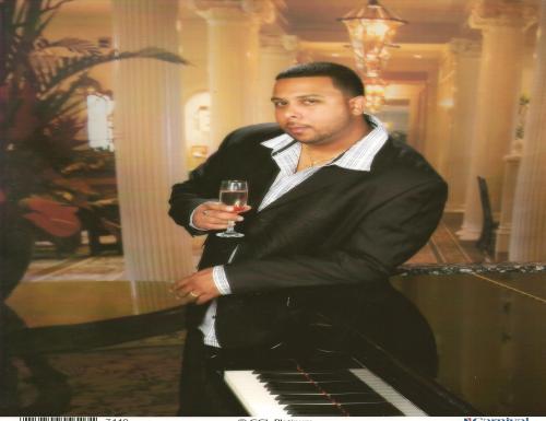 Jorge19800's profile picture. Chilling Hard!!!!!